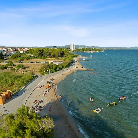 아파트 With Parking Space - 15544 보디체