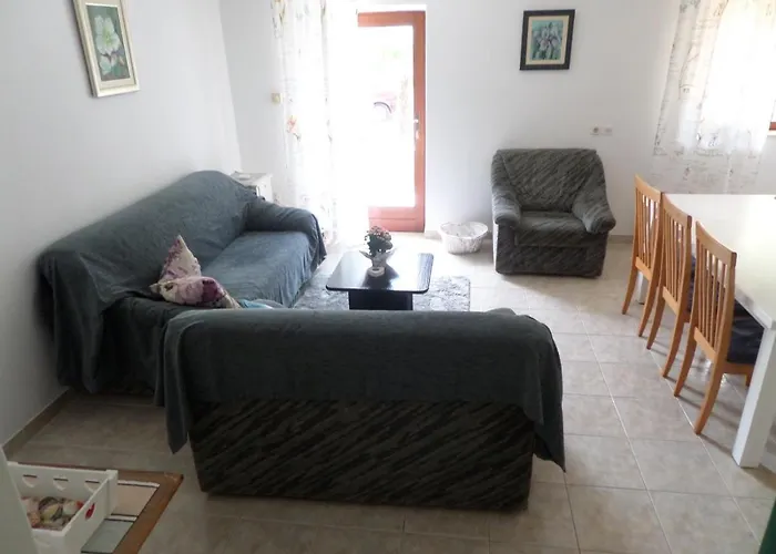 With Parking Space - 15544 Apartamento Vodice